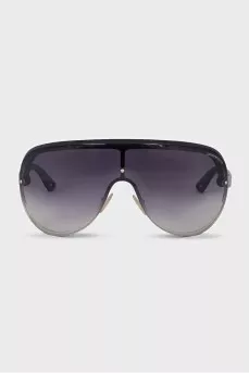 Men's sunglasses with gradient lenses