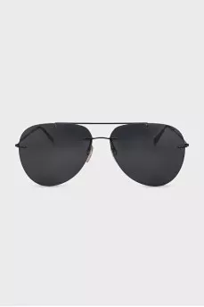Men's sunglasses with tinted lenses