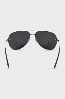 Men's sunglasses with tinted lenses