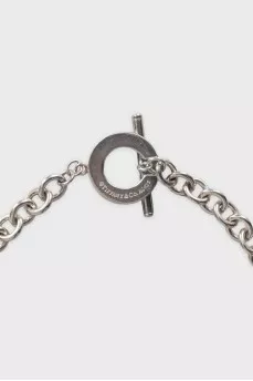 Серебряное ожерелье с акцентной застежкой