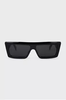 Rectangular sunglasses with wide frames
