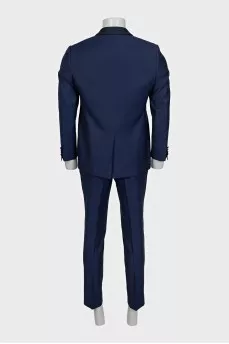 Men's wool suit with a button-down jacket