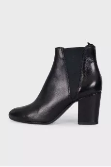 Black leather ankle boots without fastening