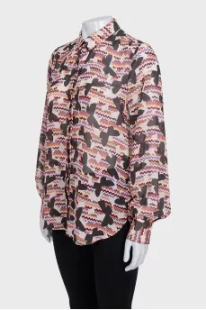Straight-cut shirt with hidden buttons