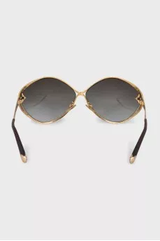 Oval sunglasses with narrow frames