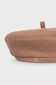 Brown beret with embroidered logo
