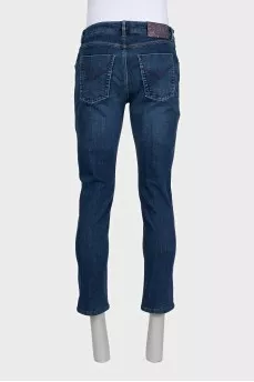 Men's cropped blue jeans