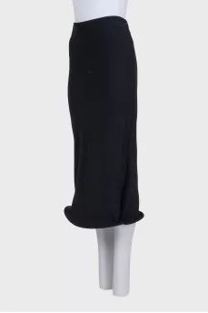 Black maxi skirt with tag
