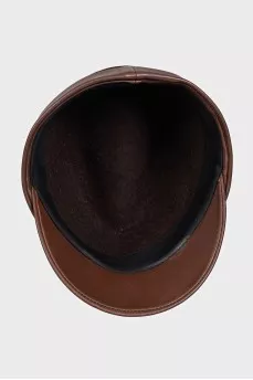 Brown cap with a leather visor