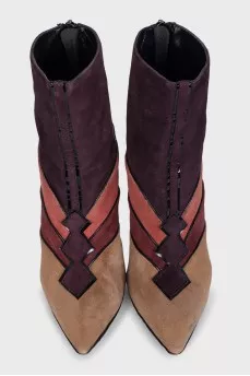 Suede ankle boots in a combination of colors