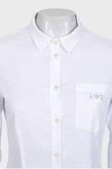 Fitted shirt decorated with rhinestones