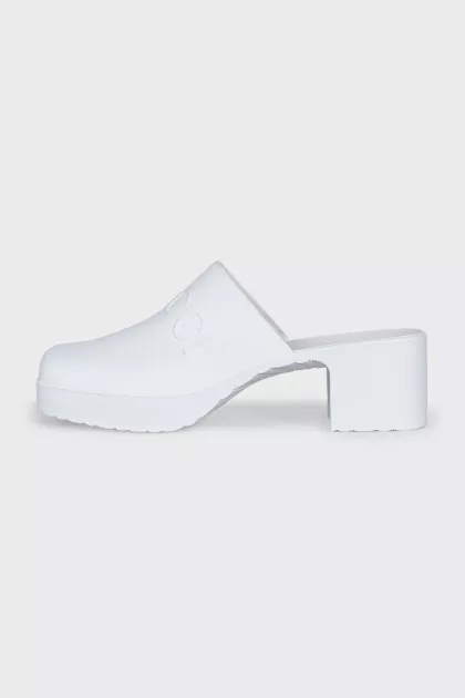 White rubber clogs