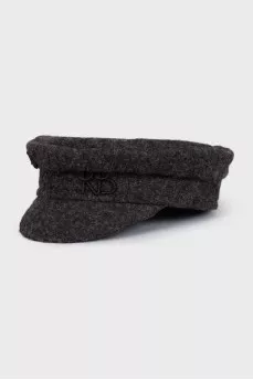Brown cap with logo