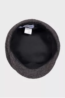 Brown cap with logo