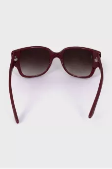 Red gradient tinted sunglasses