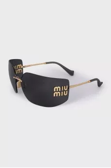 Wide sunglasses with gold logo