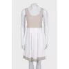 Fitted dress with gold thread
