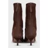 Short suede kitten heel boots