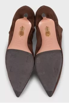 Short suede kitten heel boots