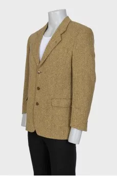 Men's yellow jacket