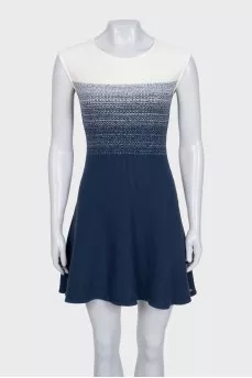 Fitted blue knitted dress