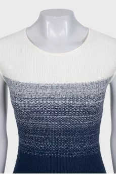 Fitted blue knitted dress