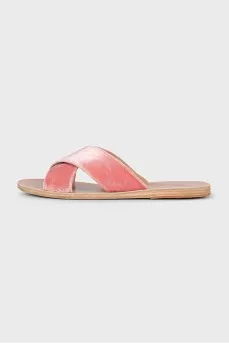 Pink velvet flip-flops