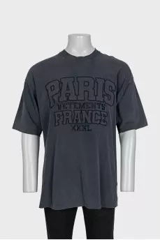 Men's oversized T-shirt with embroidery