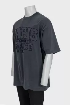 Men's oversized T-shirt with embroidery