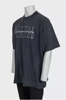 Men's oversized T-shirt with embroidery