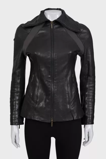 Black leather jacket with a collar