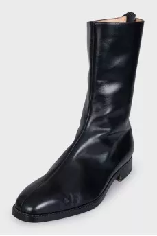 Men's leather boots with a zipper