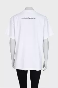 White T-shirt with a pattern