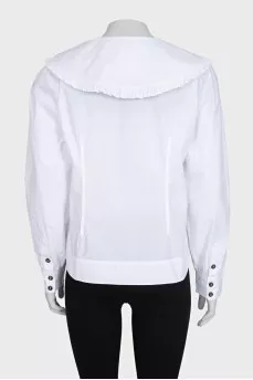 White shirt with an accent collar