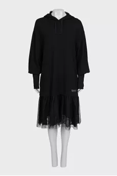 Black dress with tulle and lace