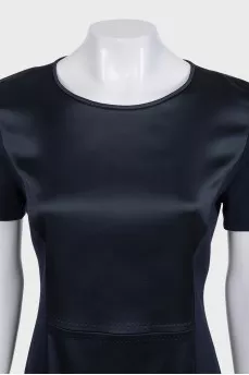 Fitted business dress with short sleeves