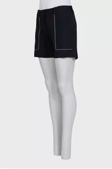 Black shorts with accent seam