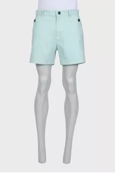 Men's shorts with small stripes
