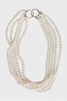 Pearl necklace with silver clasp