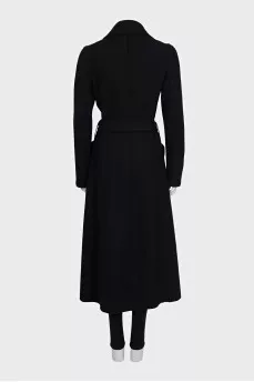 Black straight coat with a wool belt