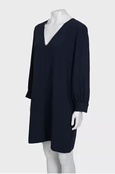 Black loose-fitting dress