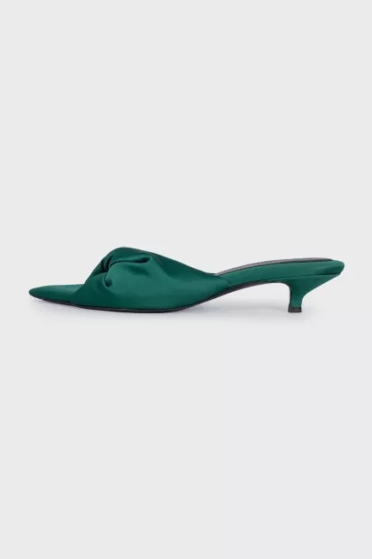 Coupole textile mules
