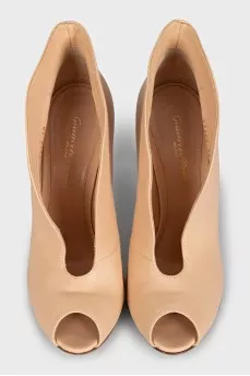 Beige Vamp ankle boots