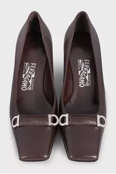 Brown leather high heel shoes