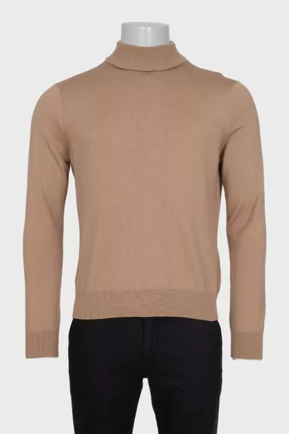 Men's brown wool turtleneck
