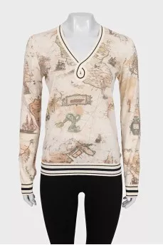 Tapered-fit pullover with a print