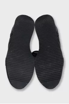 Men's black perforated sneakers