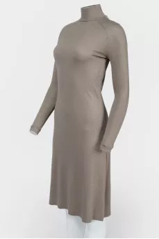 Brown fitted dress