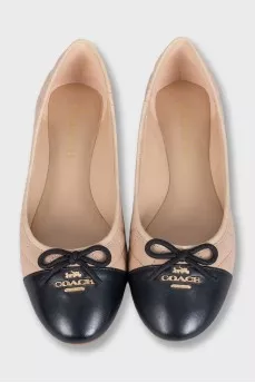 Two-tone leather ballet flats with tag