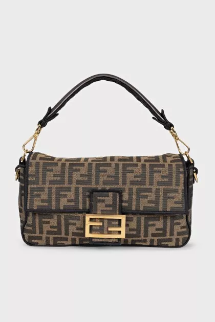 Baguette shoulder bag